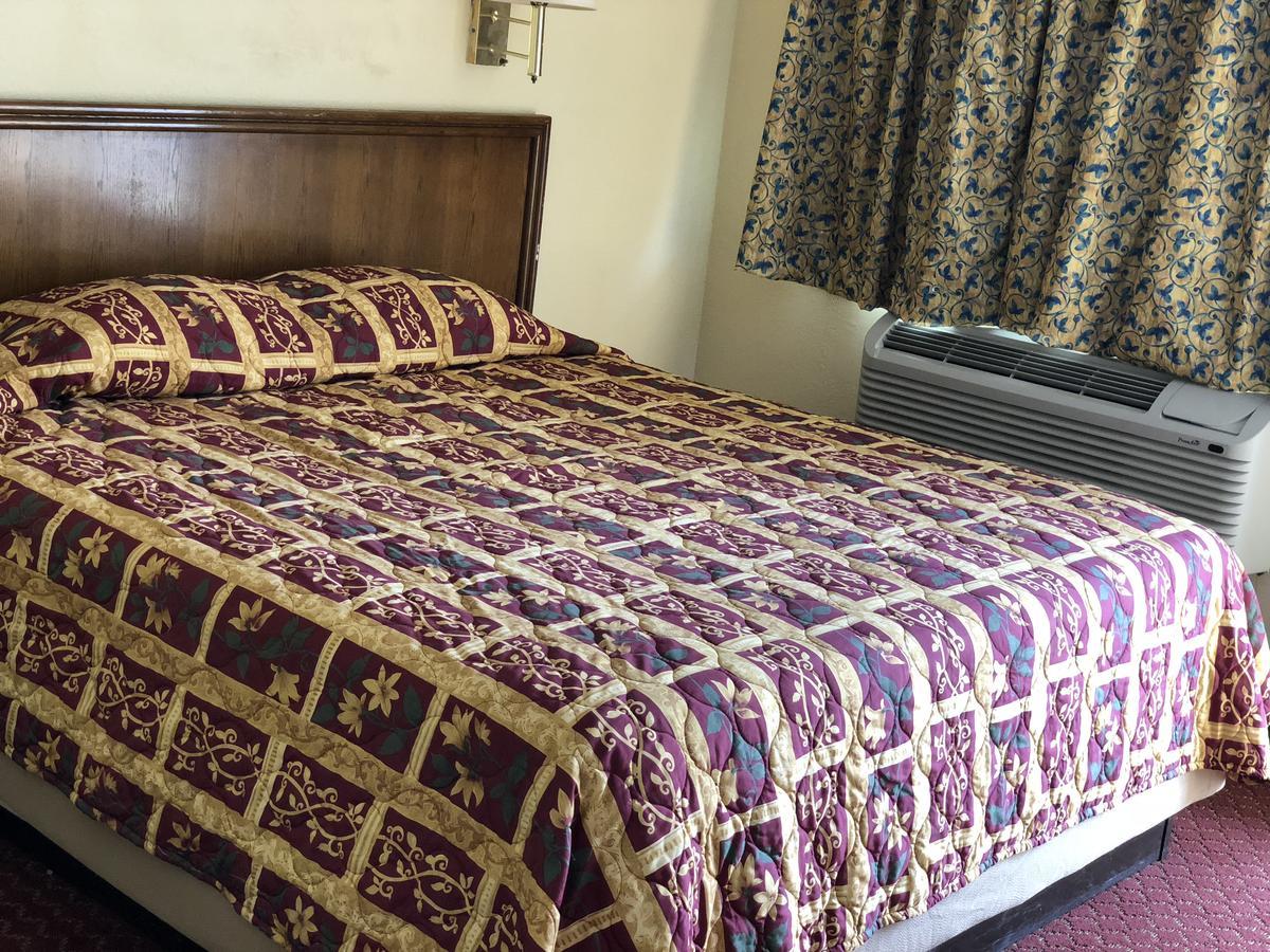 Country Host Inn Texarkana Bagian luar foto
